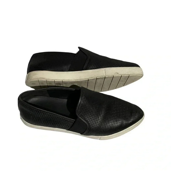 Vince Leather Pointed Toe  Flats Black Size 8/38 - Picture 7 of 9